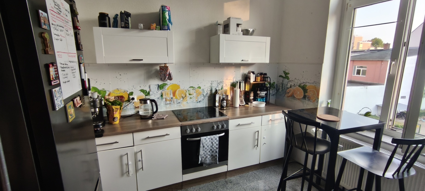 Wohnung Bornheim Freihofstrasse - Kitchen and wash machine
