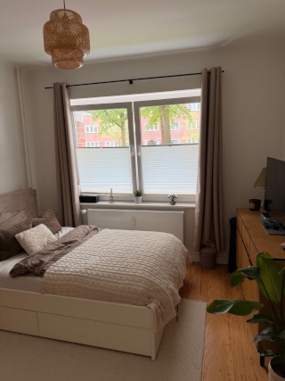 Gut geschnittenes Zimmer in schöner, Sanierter Wohnung