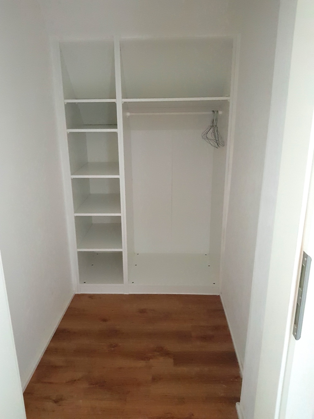 Stuttgart Vaihingen: Möblierte 1-Zimmer Wohnung All-Inclusive – Hauptstrasse, 70563 Stuttgart Vaihingen – Vorschaubild 3