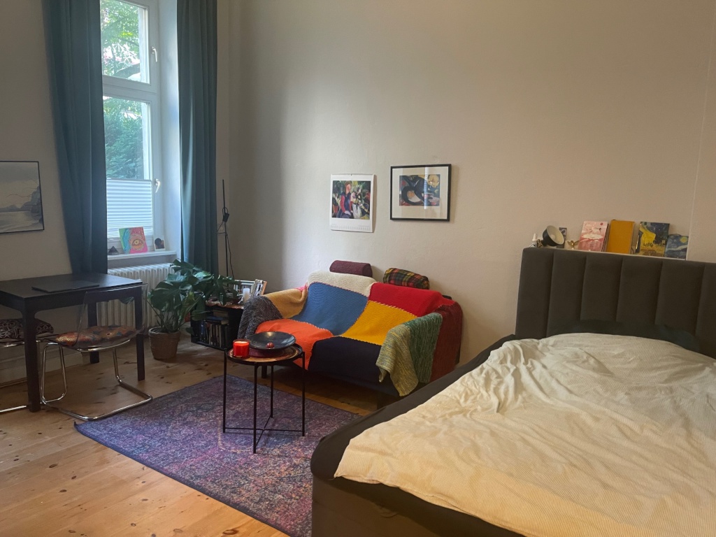 Beautiful and calm waterside 1 bed apartment on Landwehr Canal – Wildenbruchplatz, 12045 Berlin Neukölln – Vorschaubild 4