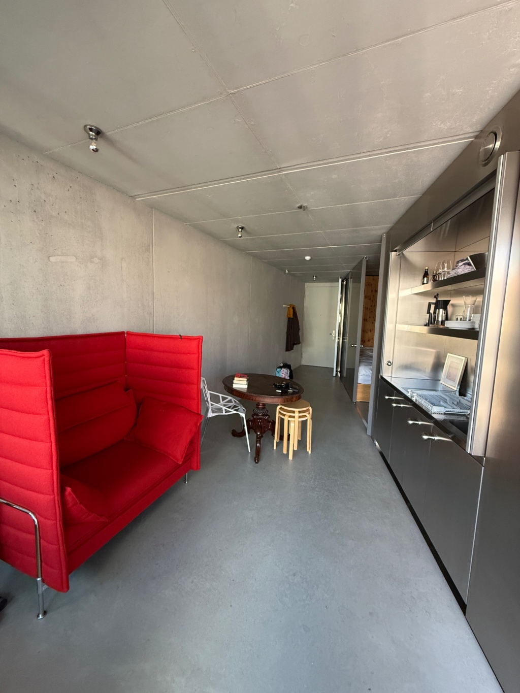 Berlin Mitte | Furnished Design Apartment | €1,250 all-inclusive – Johannisplatz, 10117 Berlin Mitte – Vorschaubild 4