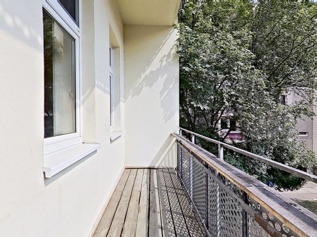 Familien und WG ́s aufgepasst: Weitläufige 4-Zimmer-Wohnung mit sonnigem BALKON – Breiter Weg 255, 39104 Magdeburg Altstadt – Vorschaubild 2
