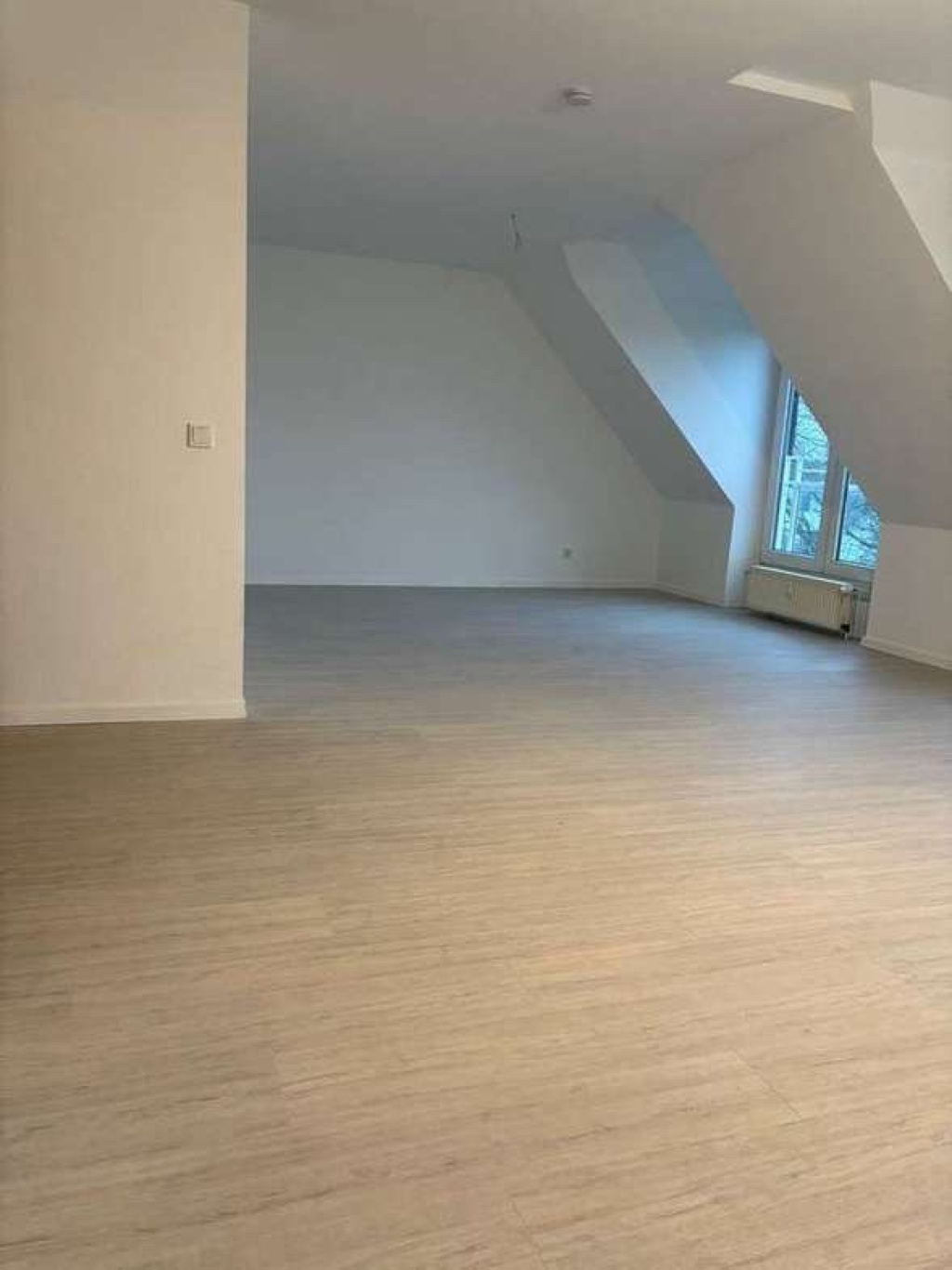 Modernisierte 3-Zimmer-Maisonette-Wohnung in Köln-Rath – Rather Mauspfad 51, 51107 Köln Rath/Heumar – Vorschaubild 3