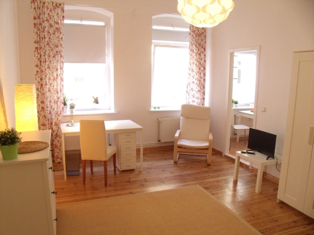 1-Zimmer-Wohnung Treptow Altheider Str 32 - Bild 1