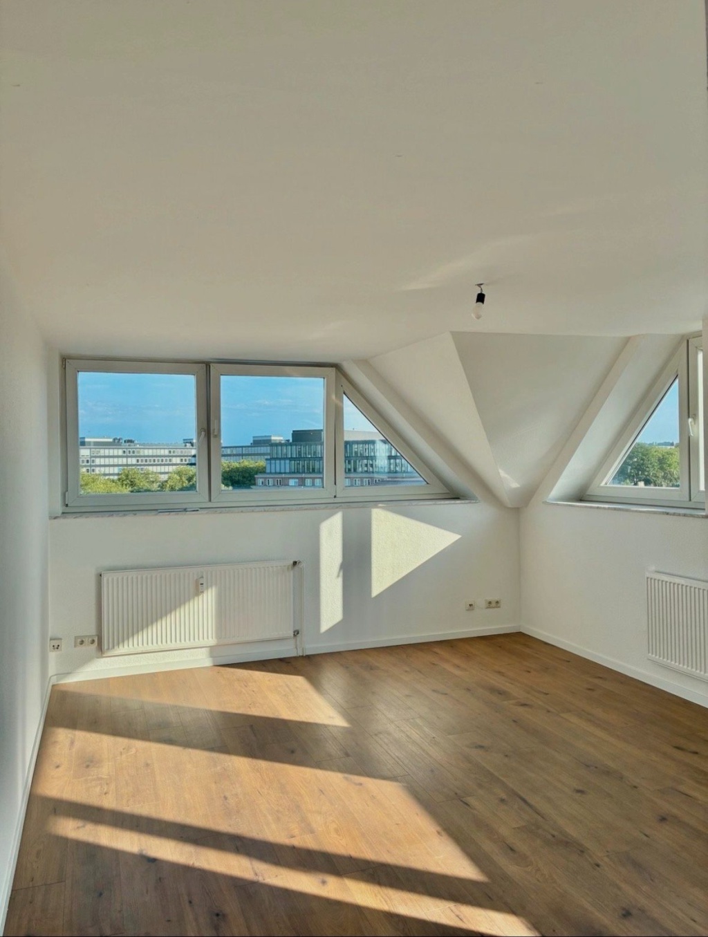 1-Zimmer-Wohnung 37,3m2 mit Weitblick über Essen -Erstbezug nach Renovierung – Friedrichstraße 4, 45128 Essen Südbezirk I – Vorschaubild 4
