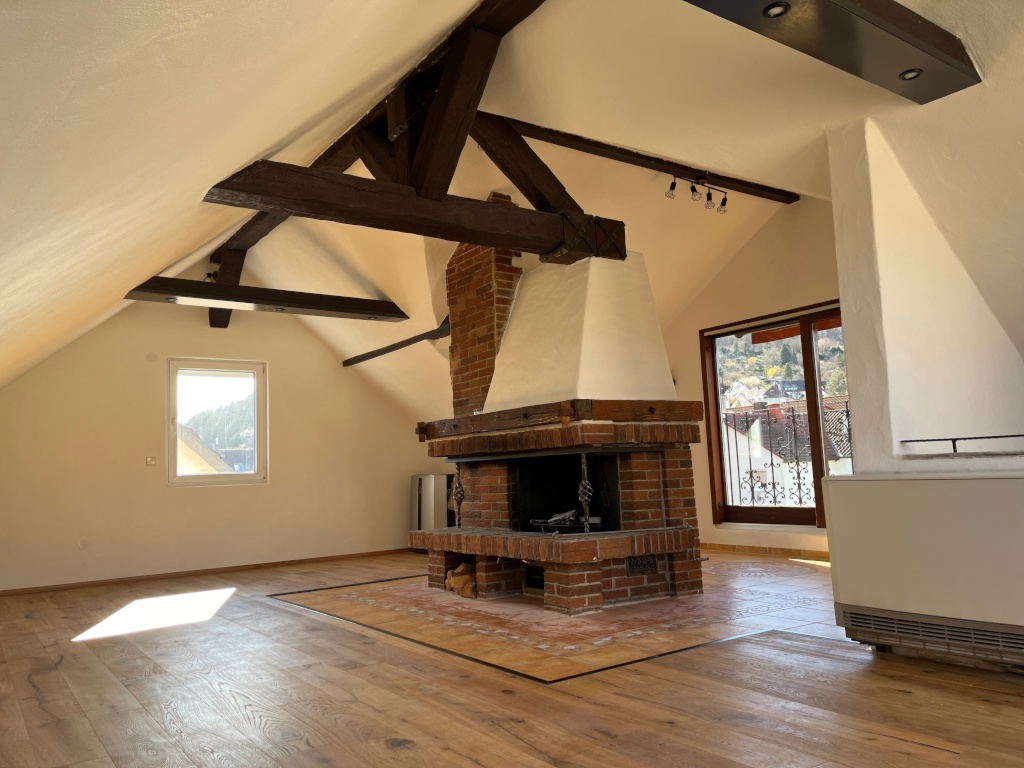 Schöne 3,5 Zimmer Maisonette Wohnung