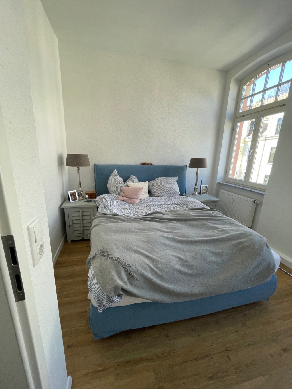 BEFRISTET: Lichtdurchflutete 2,5-Zimmer Wohnung in Uninähe – Zülpicher Straße, 50937 Köln Sülz – Vorschaubild 3
