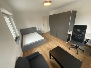 Anzeigenbild: Moderne 3er-WG – frisch renoviert, voll möbliert, nur 5 Minuten zur Uni!