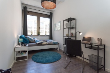 1 * AVAILABLE ROOM in international Co-living community*flexible renting period***