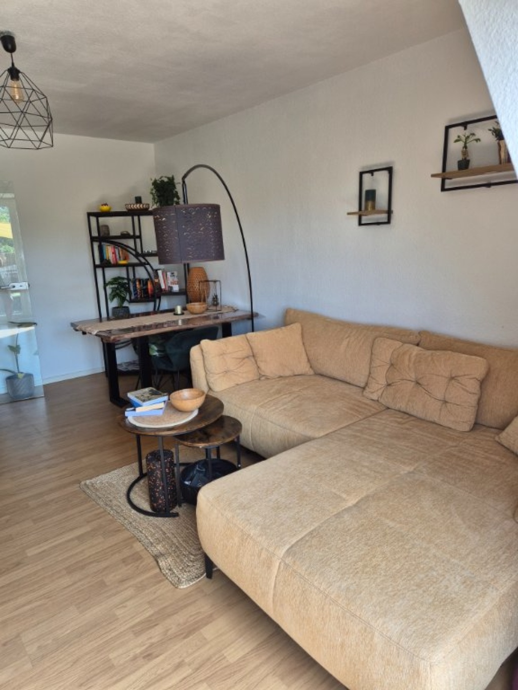 Helle und ruhige Maisonette-Wohnung zur Zwischenmiete (09.09. – 30.09.2026) – Ebernburgweg 47, 50739 Köln Nippes – Vorschaubild 5