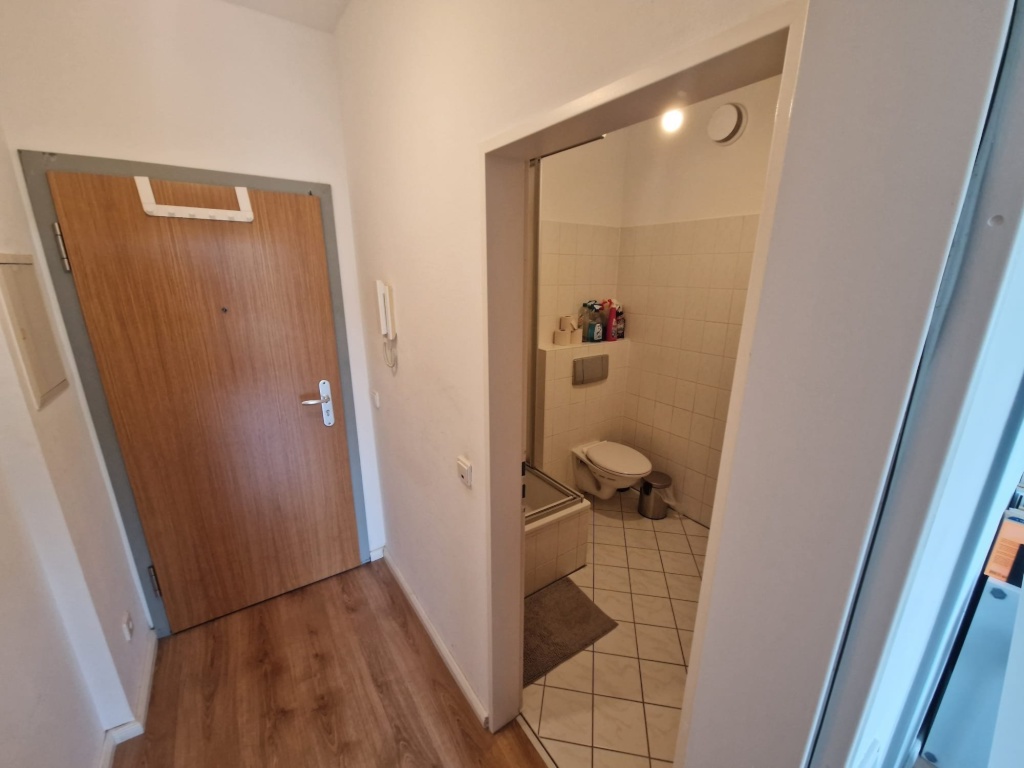 Helle 1-Zimmer-Wohnung mit Balkon in Pankow zum 01.09. – Grabbeallee 59, 13156 Berlin Pankow – Vorschaubild 8