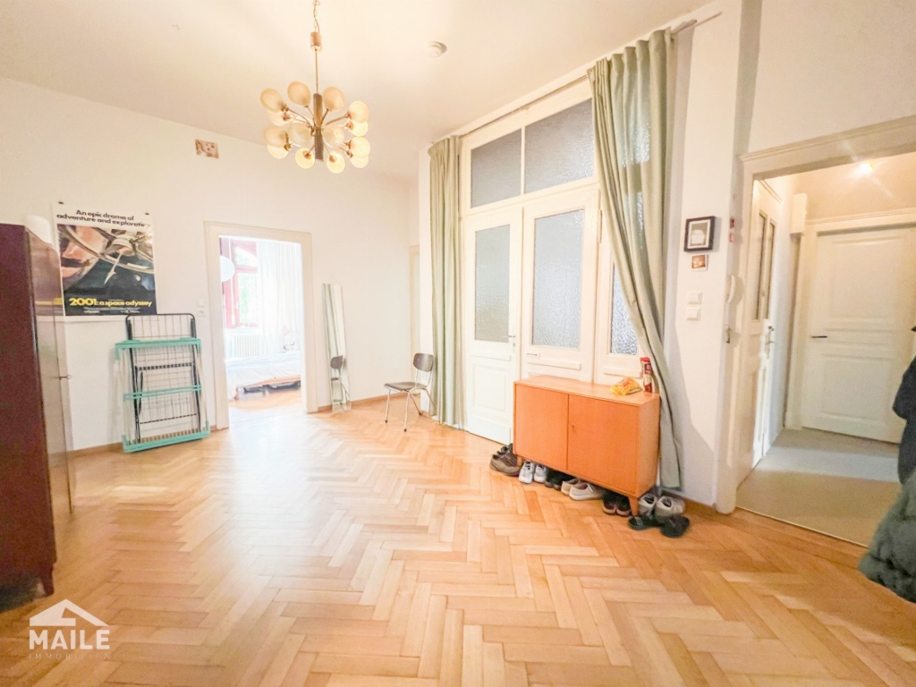Großzügige 5,5 Zimmer Altbauwohnung mit Balkon und Loggia im beliebten Stuttgarter Süden – Böheimstraße 47 A, 70199 Stuttgart Süd – Vorschaubild 10