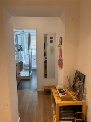 Anzeigenbild: Helle, sanierte 2-Zimmer-Wohnung im Souterrain im schönen Westend zum 1.9.26 verfügbar