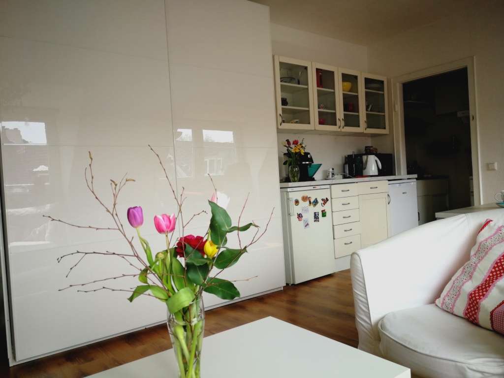 Sep. 2026 – Feb. 2027 | Möbliertes City-Apartment Köln | Zwischenmiete| 1.100 € warm inkl. NK – Mozartstraße, 50674 Köln Neustadt-Süd – Vorschaubild 2