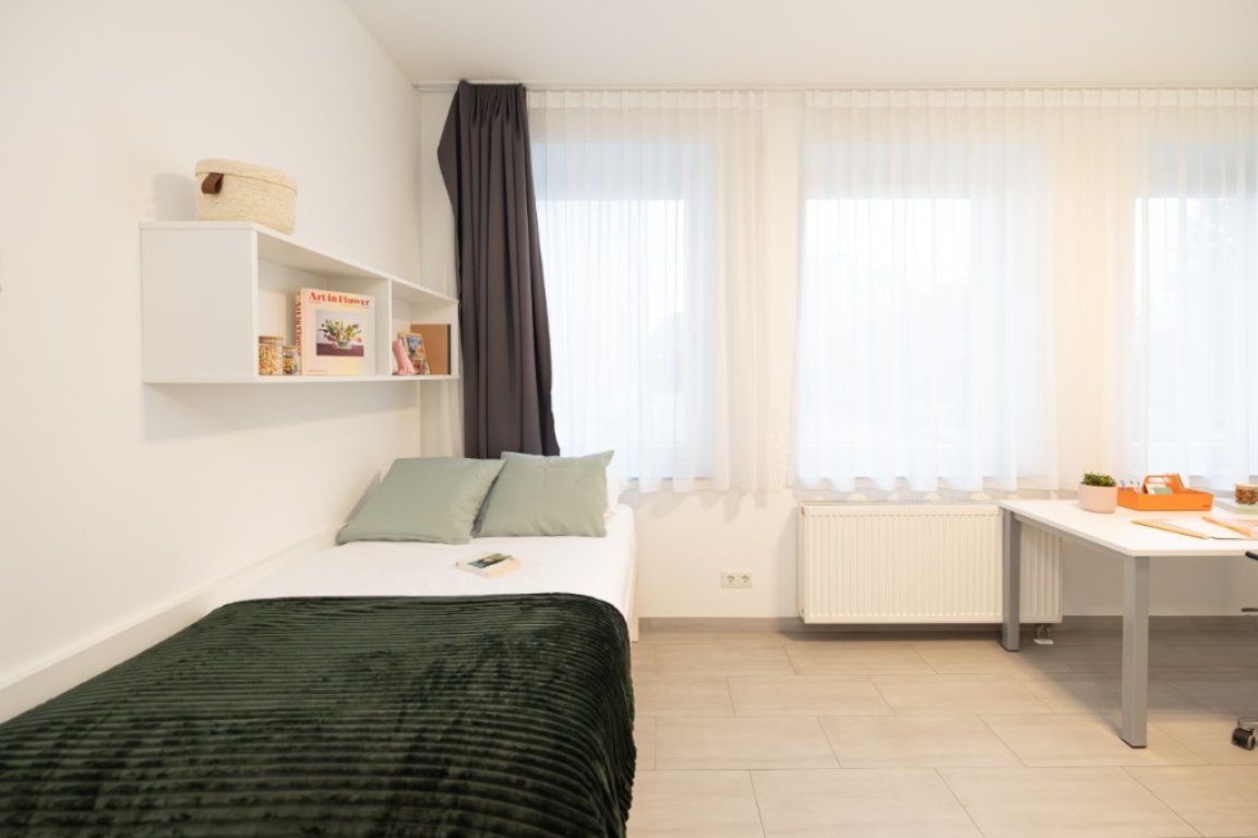 Darmstadt: Komplett möbliertes, modernes Studentenapartment mit vielen Gemeinschaftsräumen -