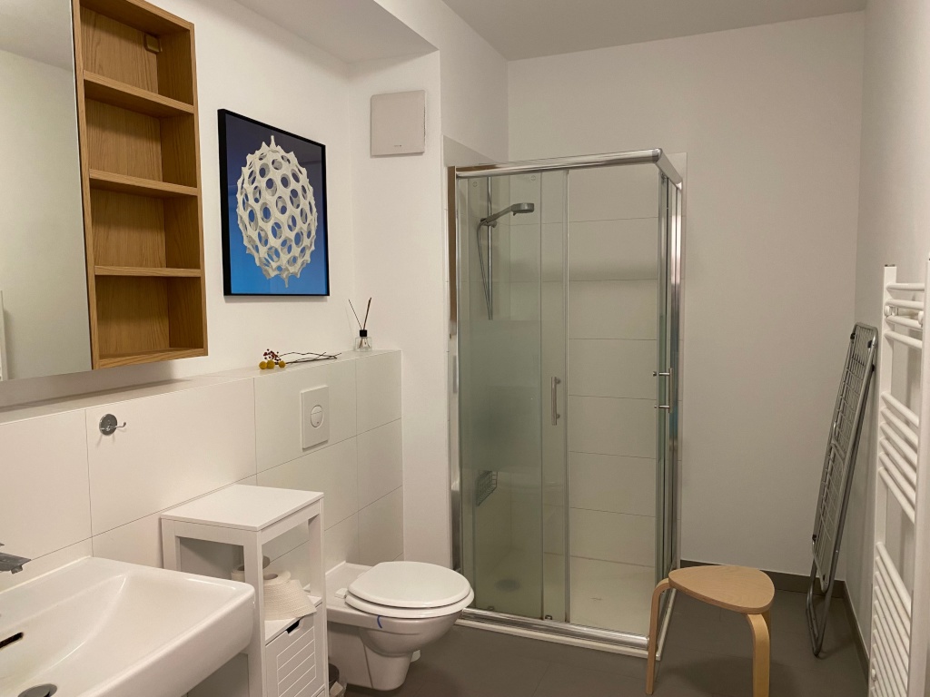 Modern & Möbliert: 2-Zimmer-Wohnung (Neubau) am Bahnhof Barmbek – All-in Miete, befristet bis 31.09.2027 – Drosselstraße, 22305 Hamburg Barmbek-Nord – Vorschaubild 10