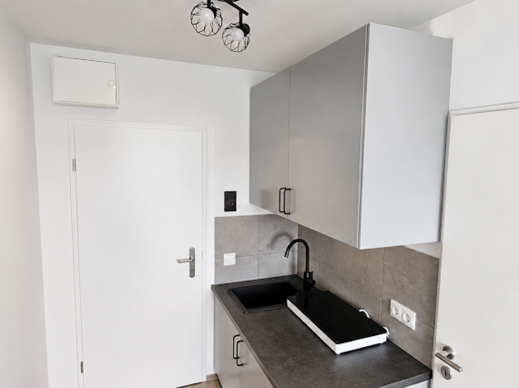 Möblierte 1-Zimmer Wohnung – Äußere Brucker Straße 45, 91052 Erlangen Anger – Vorschaubild 2