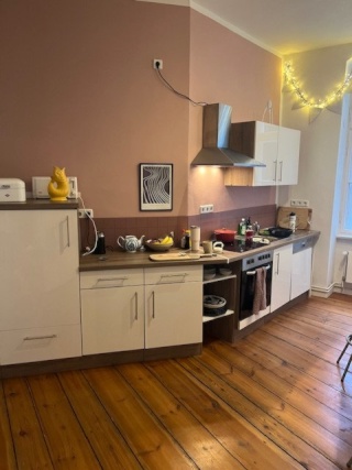 1 Monat Miete im September: Sanierter Altbau Nahe Kollwitzkiez — photo 1