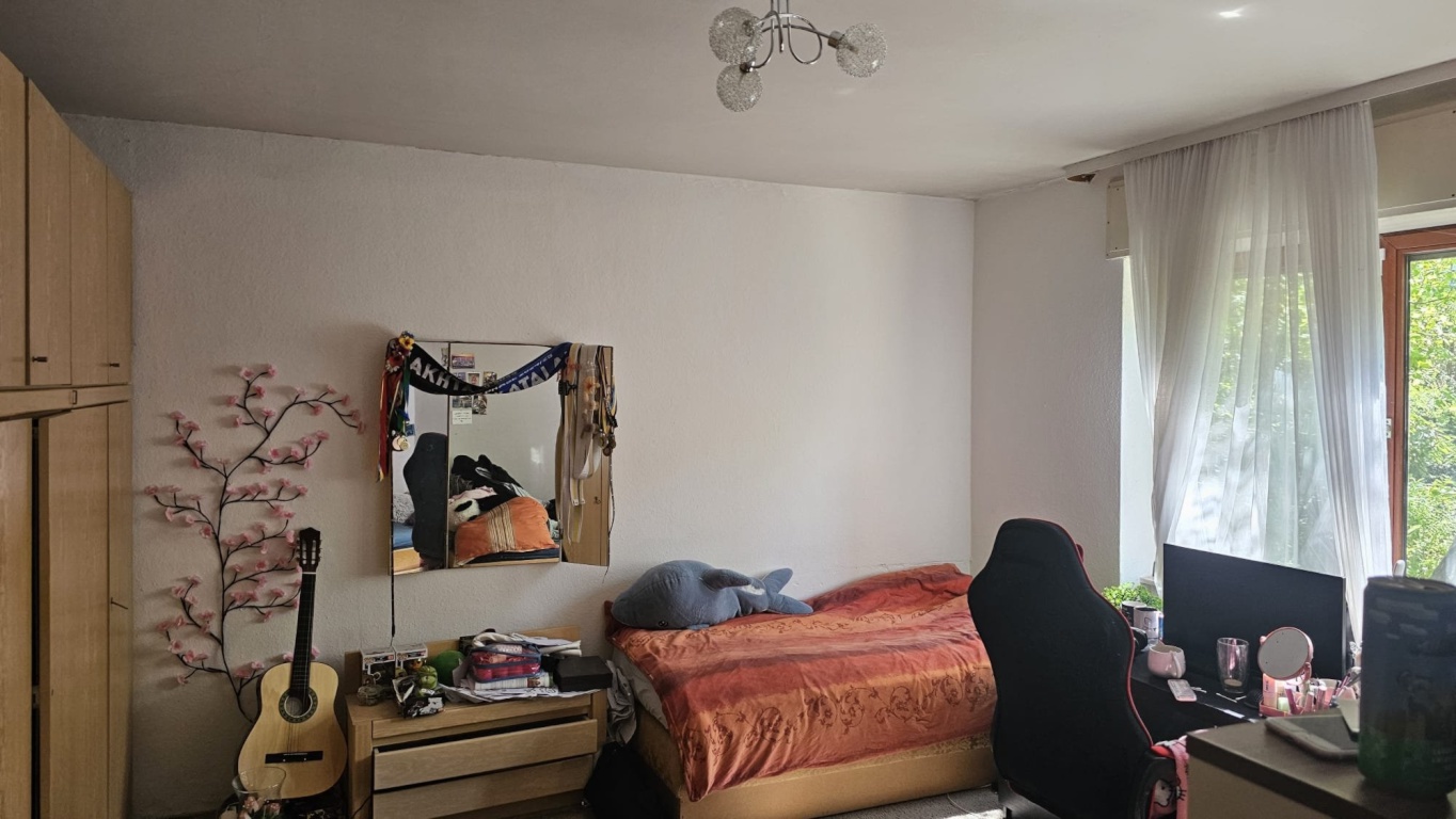 Schöne und gut gelegene 2,5-Zimmer-Wohnung (72m2) mit Terrasse im Grünen