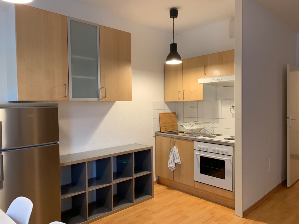 Voll möbliertes alles inklusive Studio mit Spreeblick - 6 Monate Mindestmietdauer *** Fully furnished all inclusive Studio with Riverview - 6 months minimum stay – Claudiusstraße 10, 10557 Berlin Moabit – Vorschaubild 7