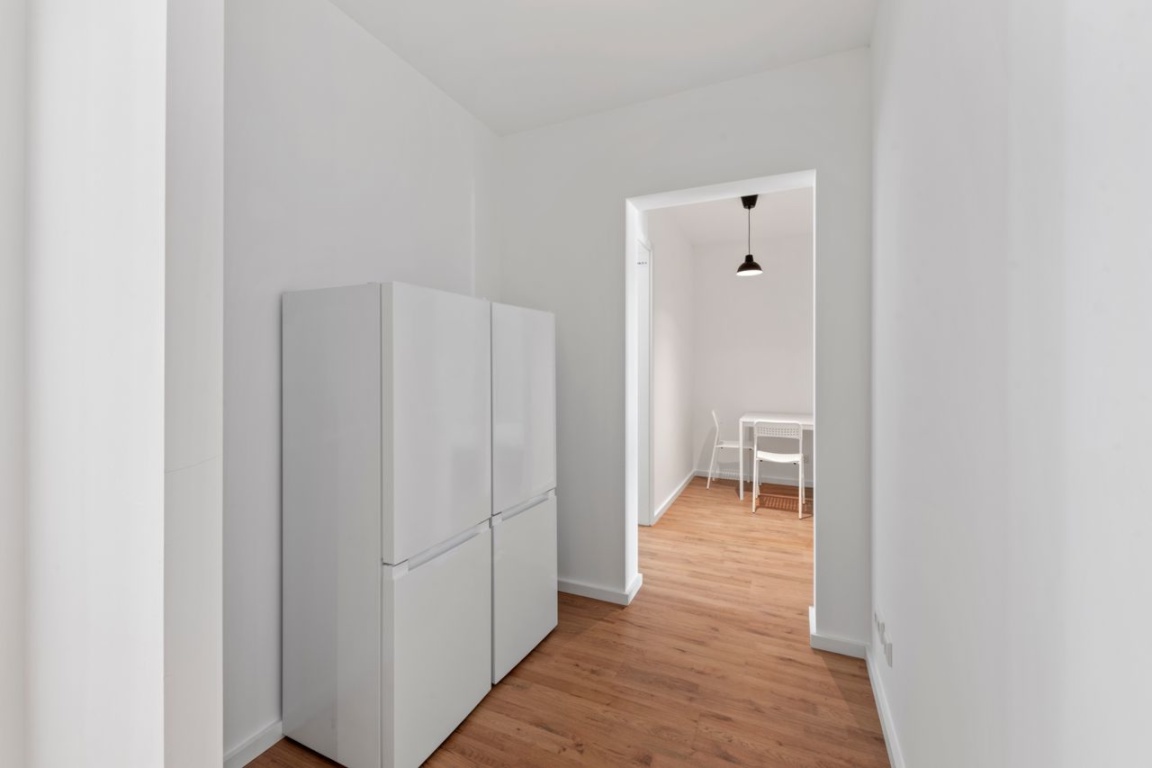 Helles Zimmer in renovierter Wohnung in der Turinerstraße – Friedrichstraße, 10117 Berlin Mitte – Vorschaubild 2