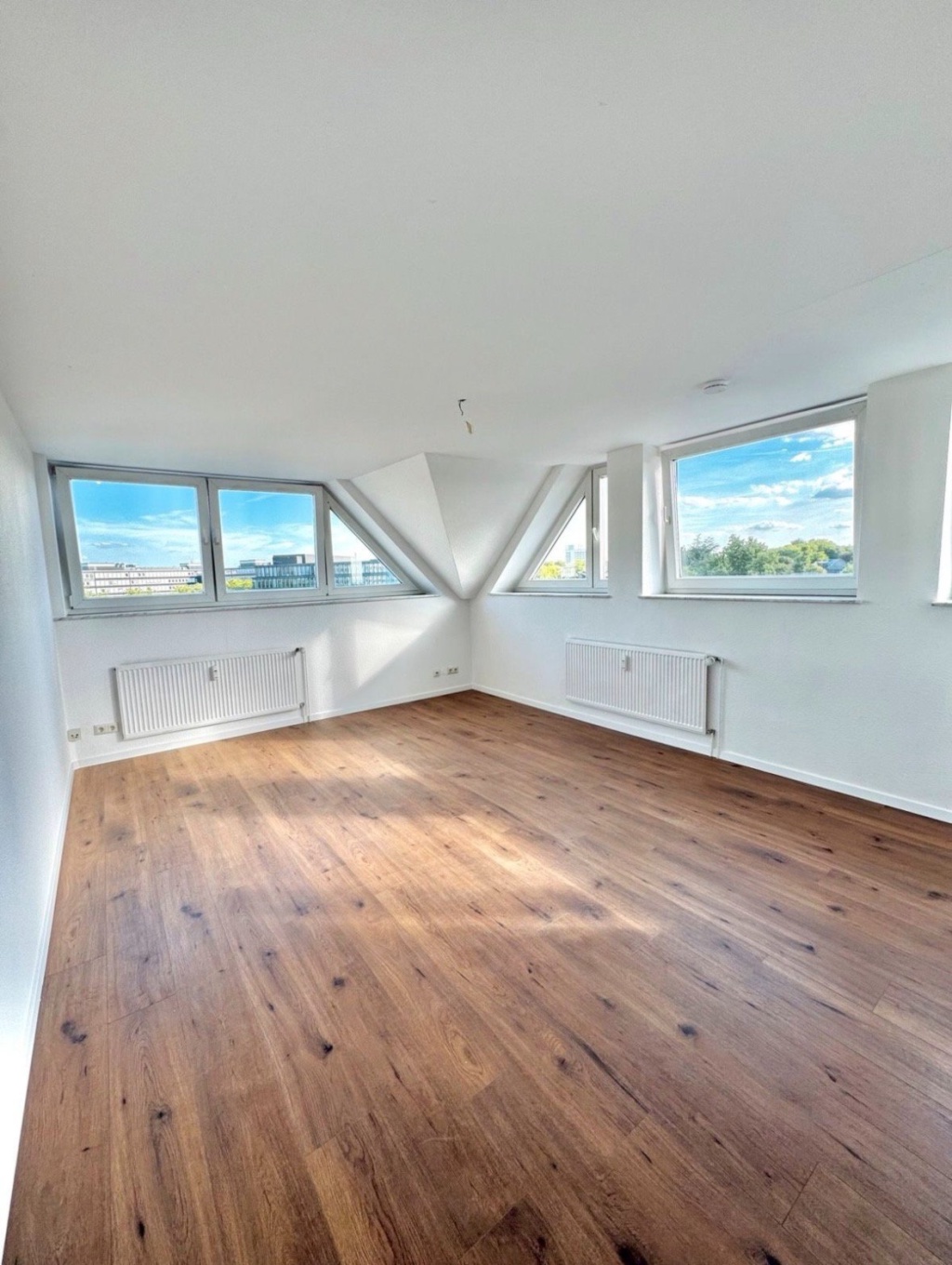 1-Zimmer-Wohnung 37,3m2 mit Weitblick über Essen -Erstbezug nach Renovierung