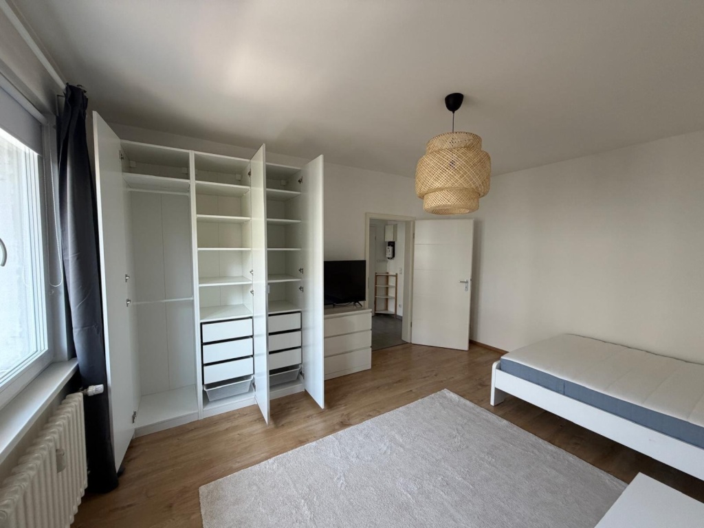 Newly Renovated Single Studio with Balcony, 5 min away from S-Bahn Wedding / U-Bahn Leopoldplatz – Adolfstraße 14, 13347 Berlin Wedding – Vorschaubild 6