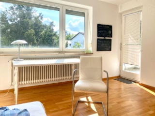 WG Zimmer 16m2  730€  ab September frei