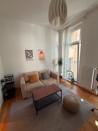 2 room sunny apartment in Friedrichshain — 2 months sublet — photo 1