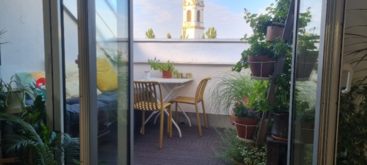 WG-Zimmer in traumhafter Maisonette-Wohnung mit Dachterrasse in Haidhausen frei