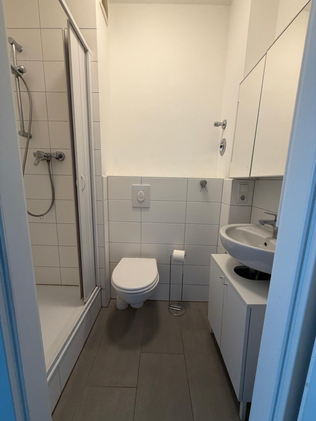 Newly Renovated Single Studio with Balcony, 5 min away from S-Bahn Wedding / U-Bahn Leopoldplatz – Adolfstraße 14, 13347 Berlin Wedding – Vorschaubild 15