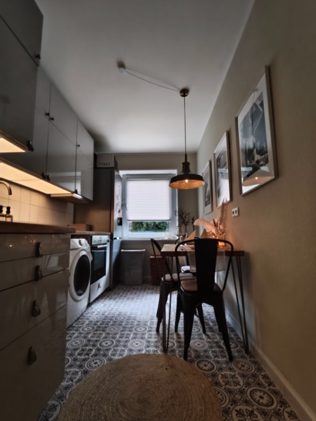 Liebevoll gestaltete 2-Zimmer-Altbauwohnung in HH-Bergedorf für Ende Sept. - Ende November zwischenzuvermieten