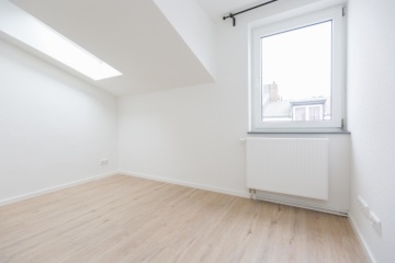 Imagen del anuncio: 10 qm großes unmöbliertes WG-Zimmer zum 01.09. in netter WG in Hamburg-Harburg