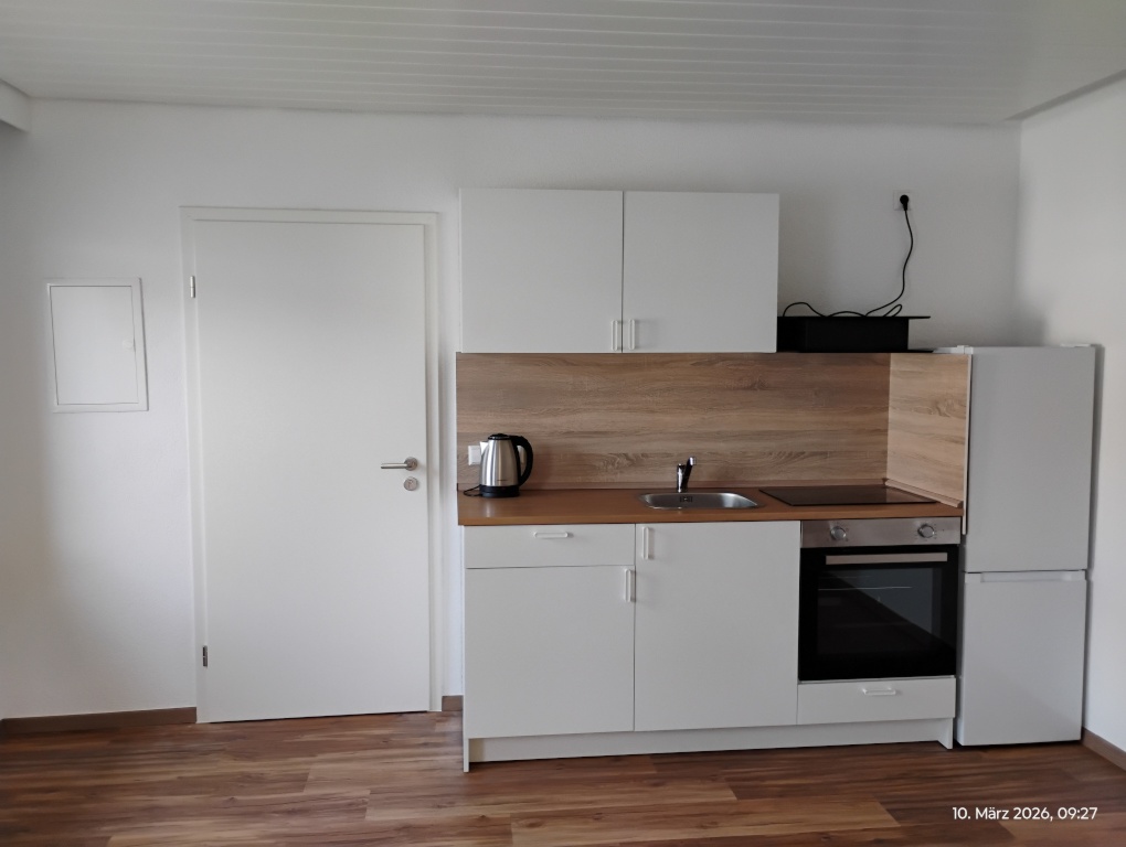 Kernsanierte 1,5 Zimmer-Wohnung zur ZWISCHENMIETE (15.08.2026 - 15.09.2026) – Eibenweg 17, 76149 Karlsruhe Neureut – Vorschaubild 2