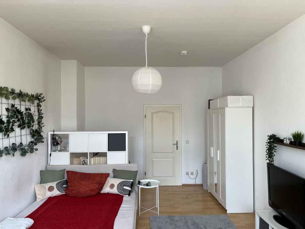 Flatshare Stadtfeld Ost Friesenstraße - Blick ins Zimmer (vom Fenster)
