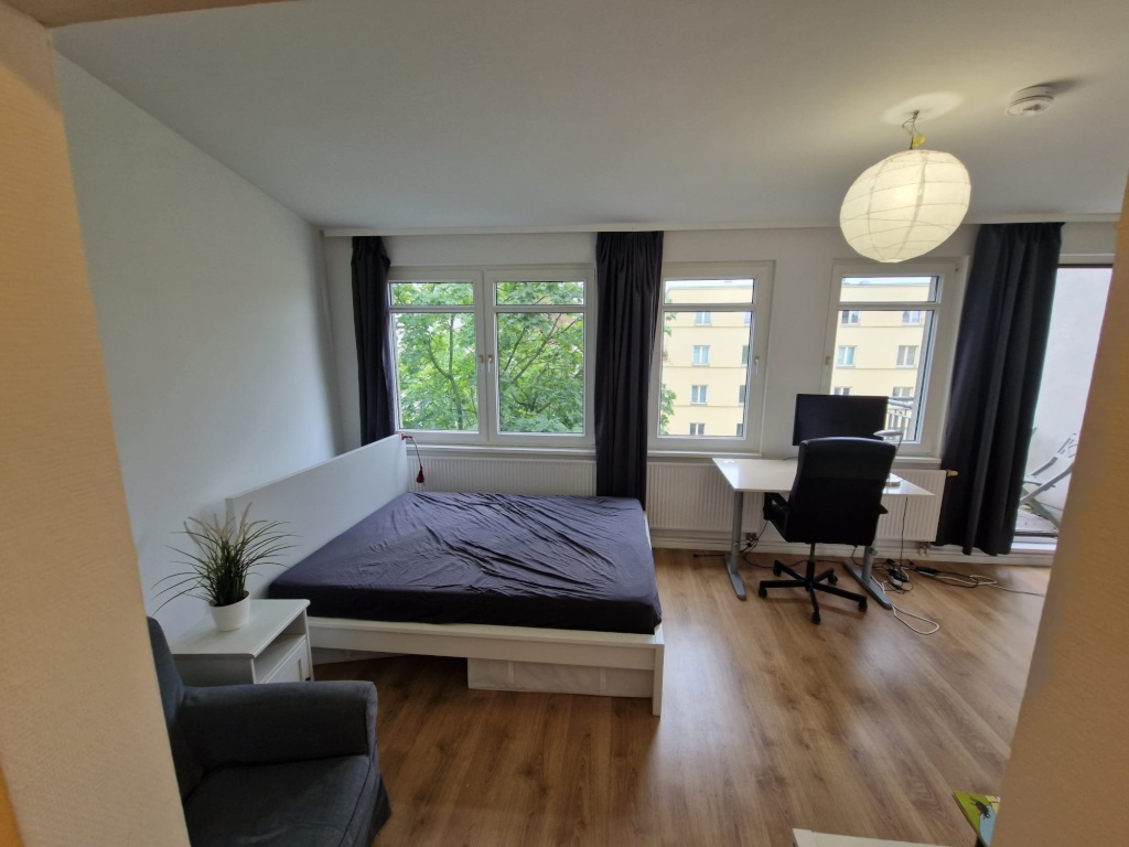 Helle 1-Zimmer-Wohnung mit Balkon in Pankow zum 01.09. – Grabbeallee 59, 13156 Berlin Pankow – Vorschaubild 4