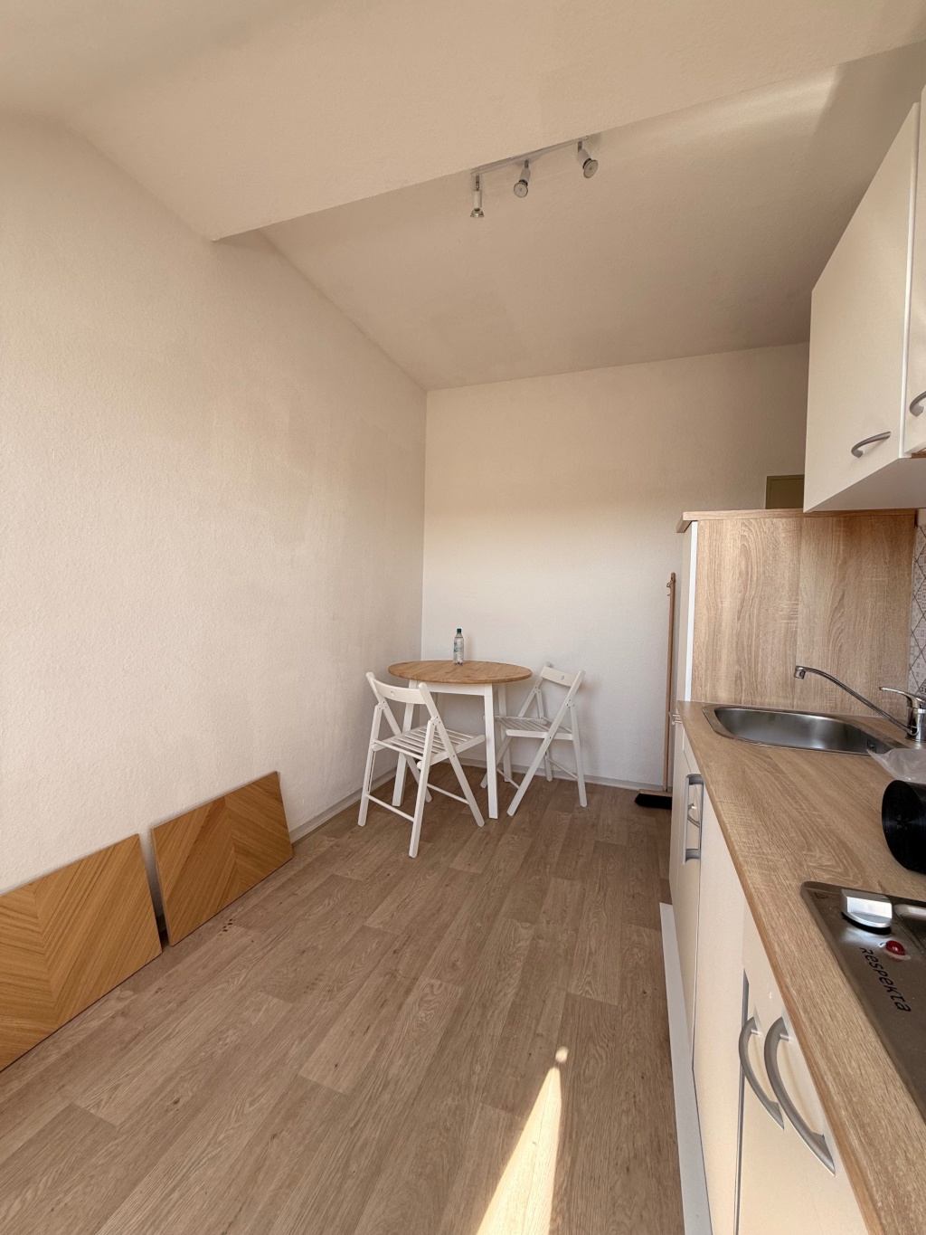 2-Zimmer-Apartment in Top-Lage – Vierzigmannstraße 30, 91054 Erlangen Innenstadt – Vorschaubild 4