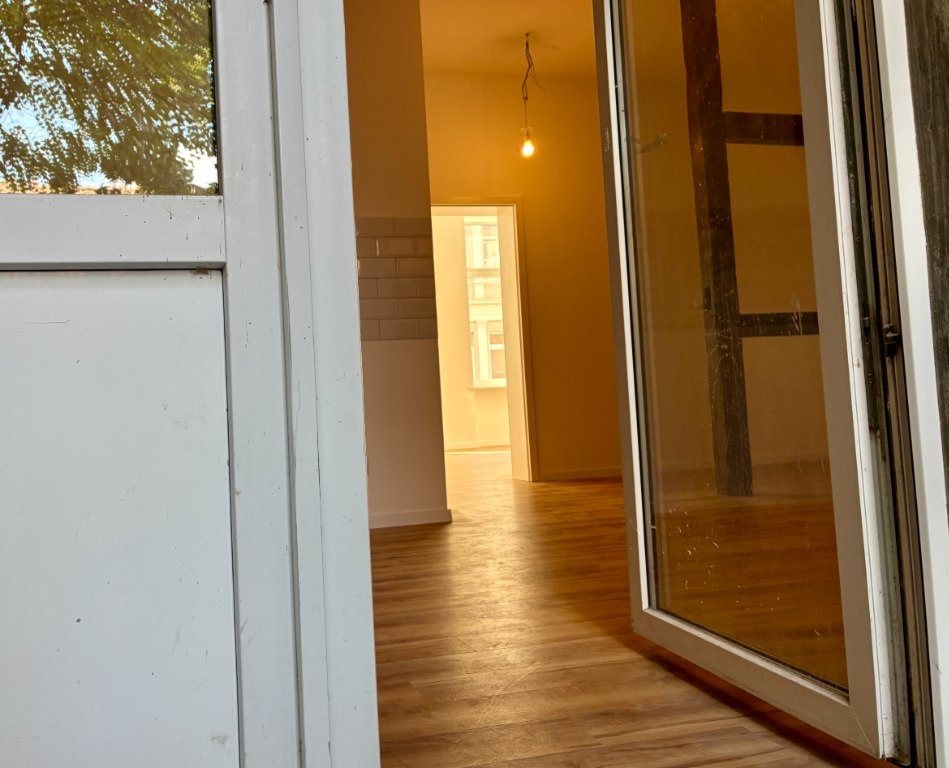 Wohnung Innenstadt Friedrich-Wilhelm-Straße 38 - Blick vom Balkon in Essbereich