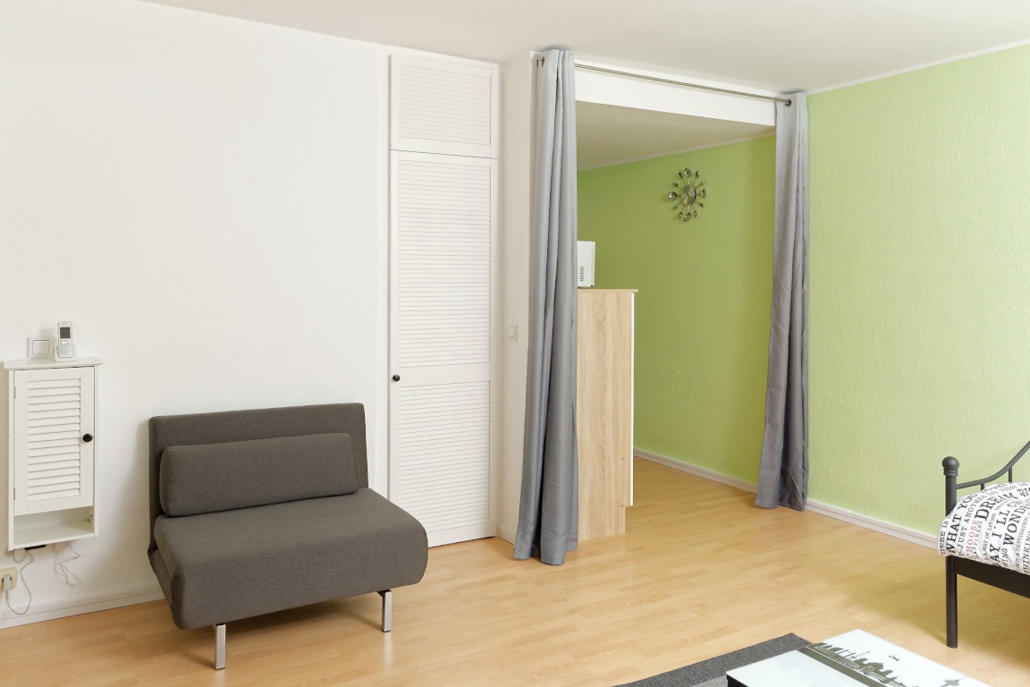 Möbliertes 1-Zimmer All-Inclusive-Apartment 40 m2 Top-Lage Berlin-Friedenau WLAN – Lauterstraße 25, 12159 Berlin Friedenau – Vorschaubild 4
