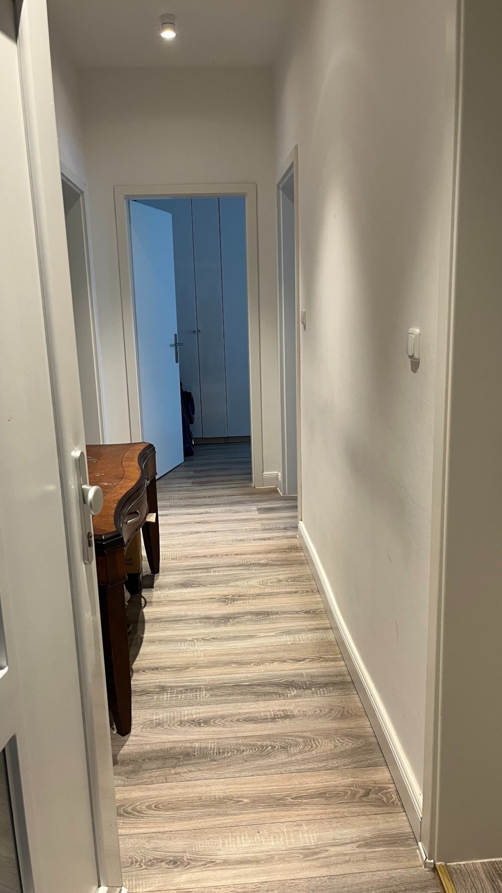 🏡 Fully Furnished 2-Room Apartment Available for Sublet with Registration Possible – 21075 Hamburg Heimfeld – Bild 1 von 5