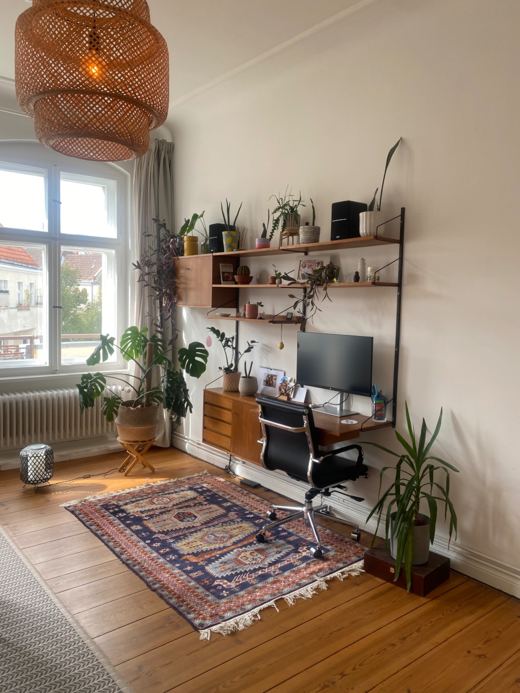 Apartamento Neukölln Niemetzstraße - Wohnzimmer mit Büroecke