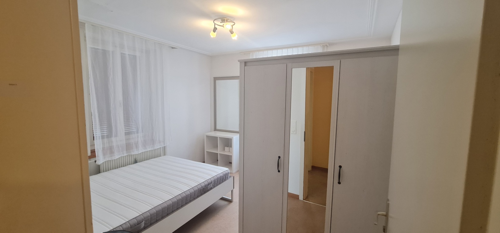Habitación en WG St. Gallen Oberstrasse 181 & 183 - O183, 1. OG Zimmer 3