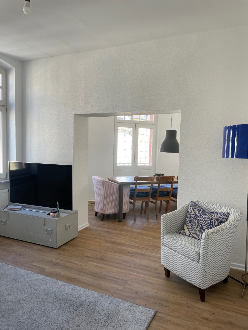 BEFRISTET: Lichtdurchflutete 2,5-Zimmer Wohnung in Uninähe