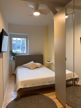 *SCHWEIZER PLATZ* luxuriös möbliertes Zimmer in vollausgestatteter WG