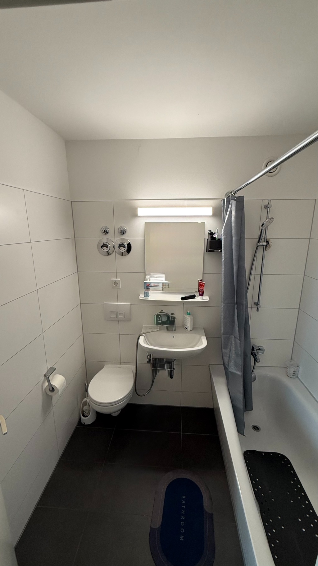 Neuer Mieter gesucht: Helle 2-Zimmer-Wohnung (60 m2) mit Balkon / WG möglich – Wendenring 4, 38114 Braunschweig Braunschweig – Vorschaubild 3