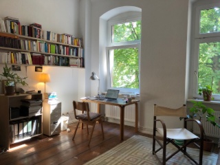Ruhige, helle Wohnung zur Zwischenmiete 8.8.–25.8. — photo 1