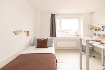Imagen del anuncio: Im Herzen Bockenheims: Komplett möbliertes, modernes Studentenapartment, verschiedene Kategorien