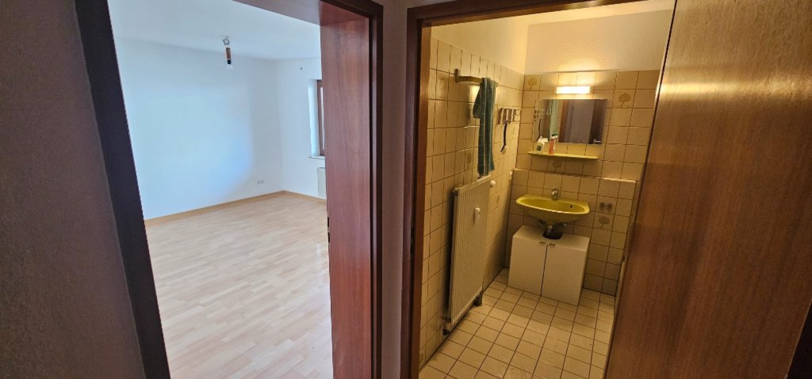 1-Zi-App; 34qm; zentrumsnah mit Balkon, neuer Einbauküche, Tiefgaragenstellplatz zu vermieten ab 01.09 – Spinnereistraße 24, 91052 Erlangen Anger – Vorschaubild 5