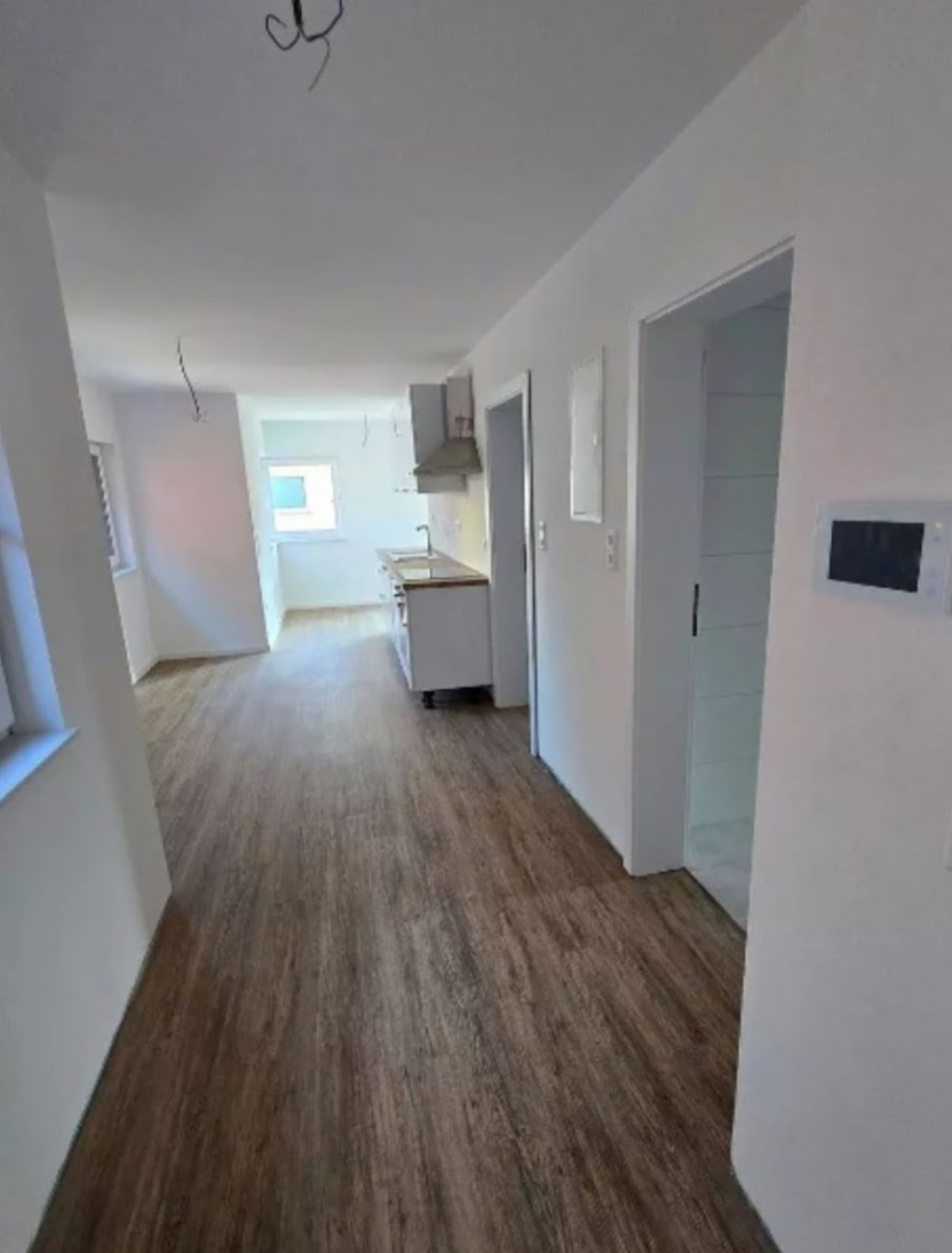 Wir suchen eine/n Nachmieter/in für unsere 2,5-Zimmer-Neuwohnung – Sigmaringer Straße, 70567 Stuttgart Stuttgart – Vorschaubild 2