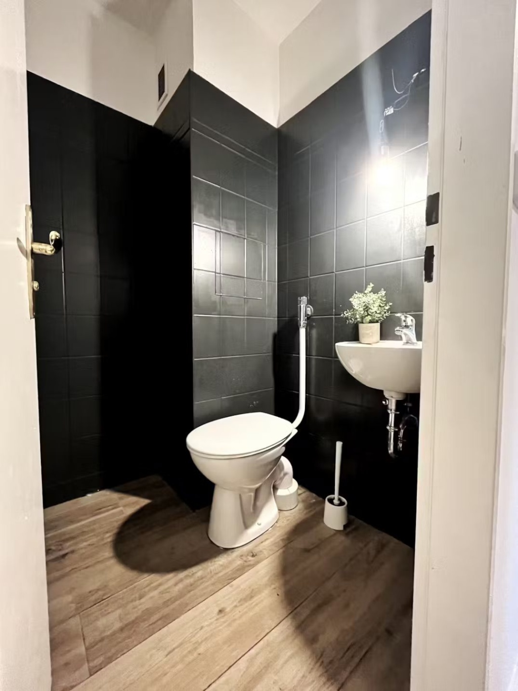 WG ZIMMER Großartiges, neues Zimmer - super Aussicht! – Lindauer Allee, 13407 Berlin – Vorschaubild 11
